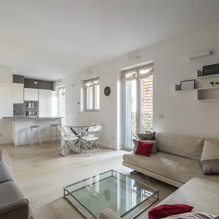 Apartament Parmenide *