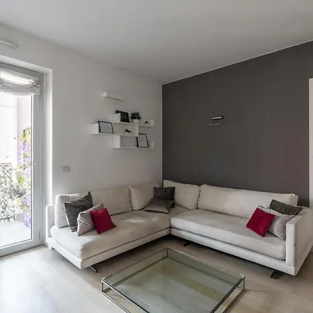 Apartament Parmenide *